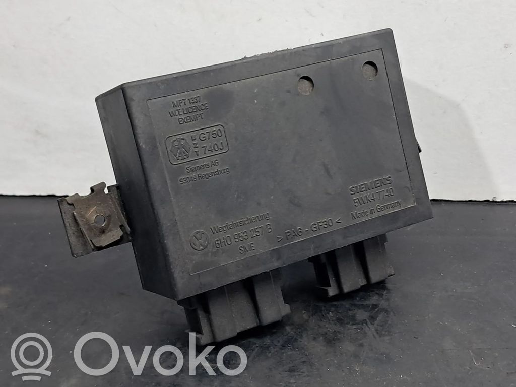 Ignition-blocking relay   6H0953257B