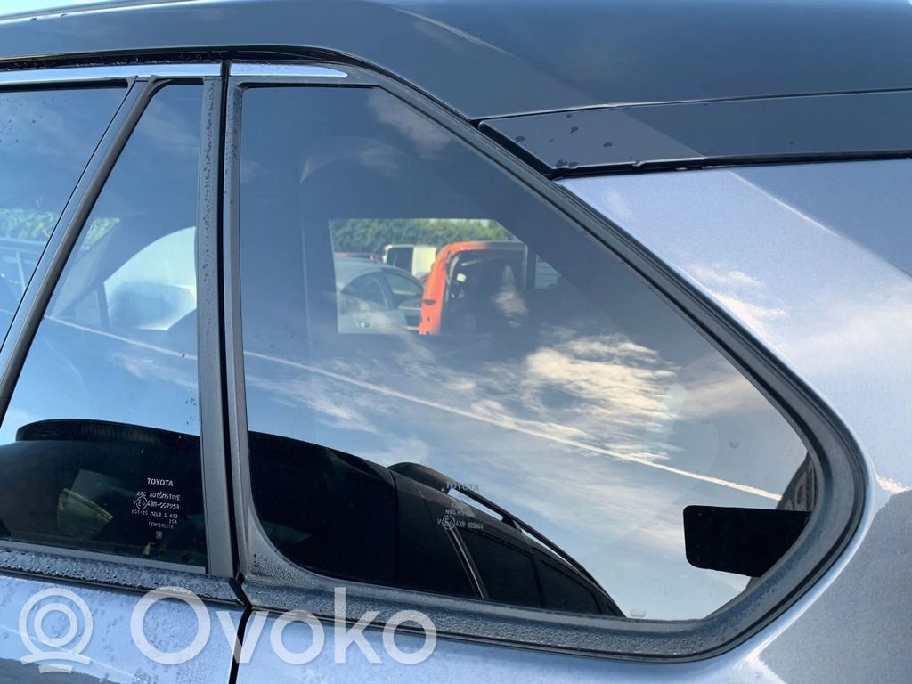 Vidrio lateral trasero   6272042400
