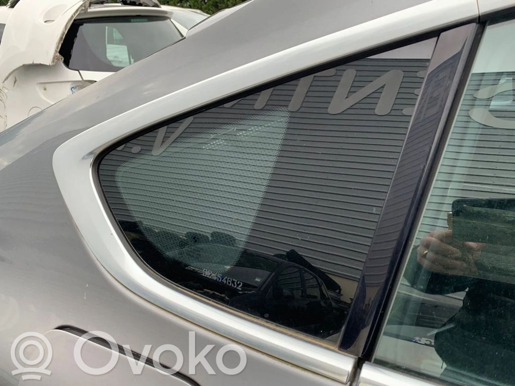 BMW 5 GT F07 Finestrino laterale posteriore 