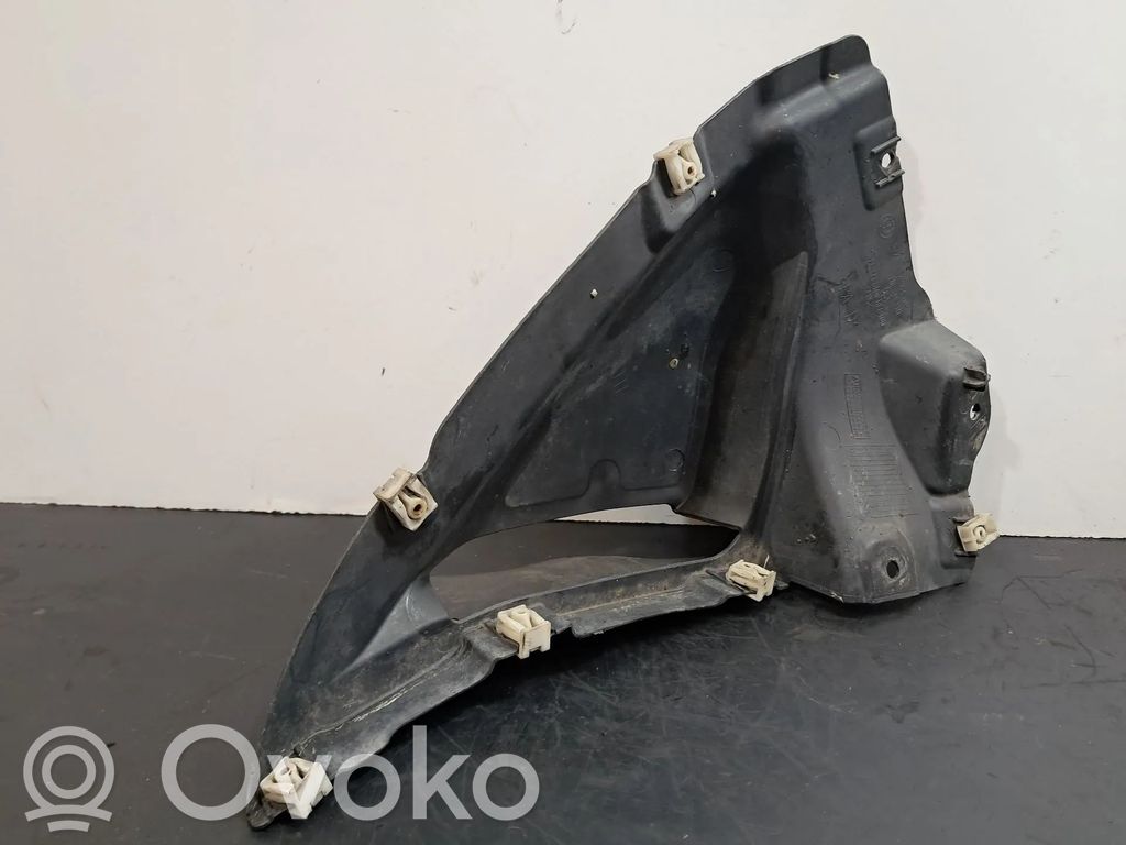 BMW X5M F85 Altra parte interiore 