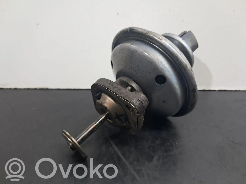 EGR valve   11717801942,11717801942,70068408,7801942