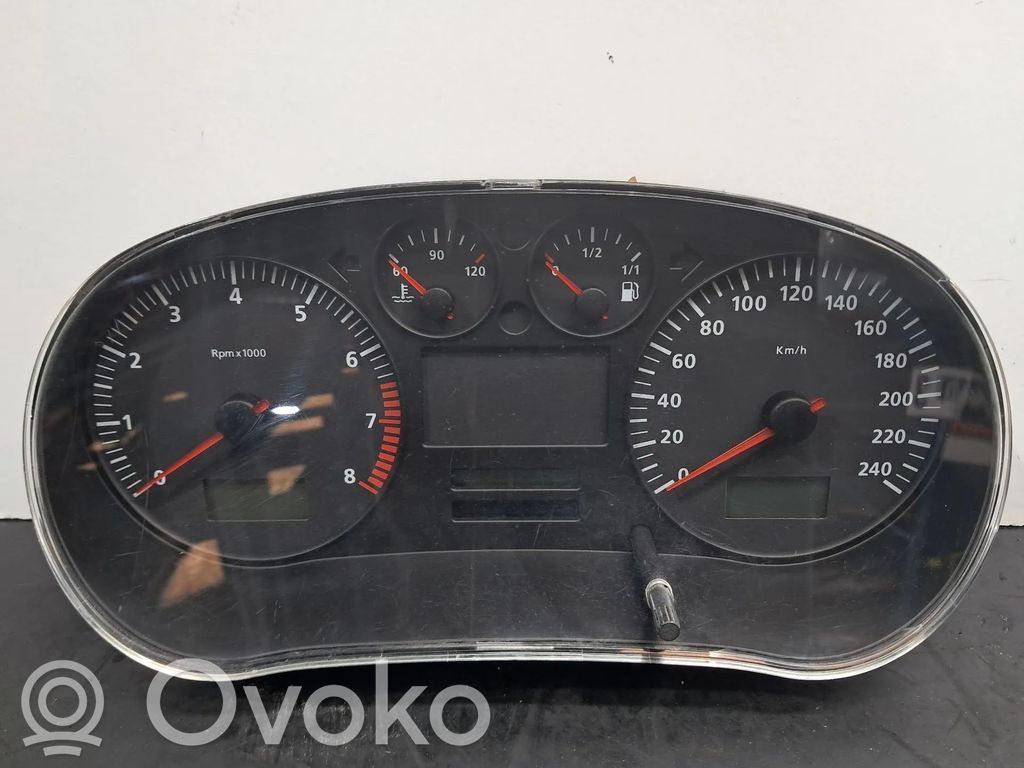 Geschwindigkeitsmesser Cockpit   1M0920800A