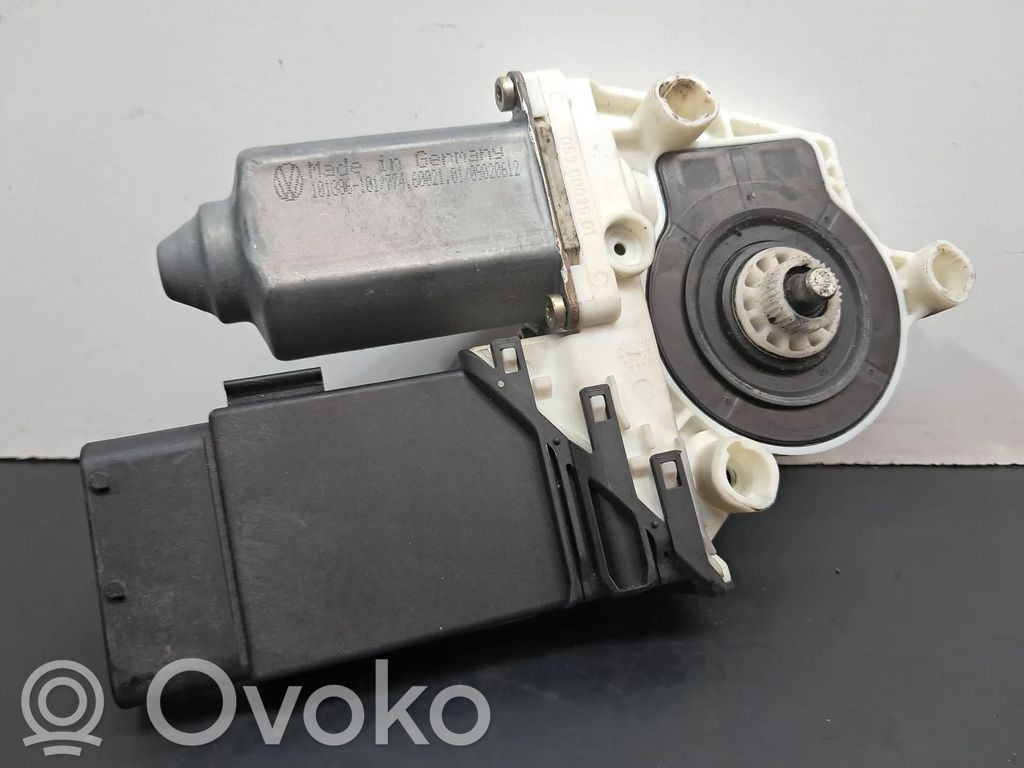 Seat Toledo II (1M) Motorino alzacristalli della portiera anteriore 