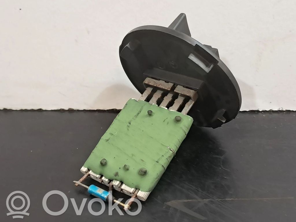 Relais de commande ventilateur chauffage   P2942001