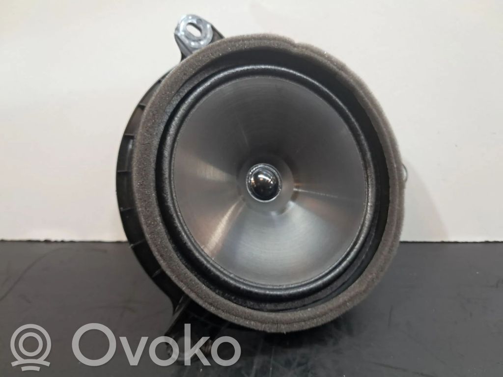 Toyota RAV 4 (XA50) Altavoz del panel 