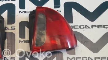 Luz trasera/de freno   XFB101040