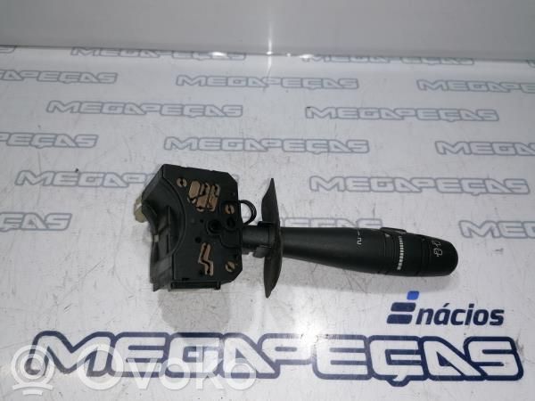 Renault Megane I Pyyhkimen nopeuden kytkin 