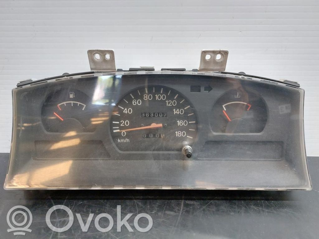 Mitsubishi L400, Space Gear Nopeusmittari (mittaristo) 