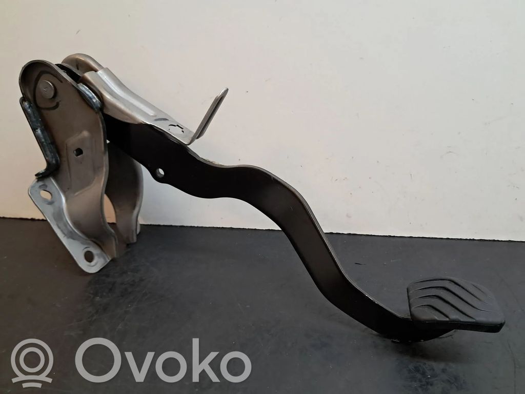 Brake pedal   465010412R