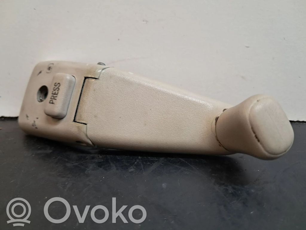 Opel Corsa B Etuoven ikkunan kampi 