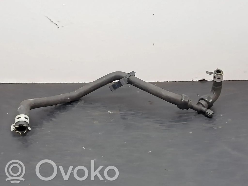 Nissan Qashqai Conductă/furtun lichid de răcire 