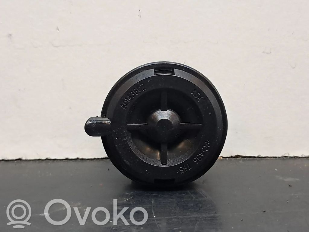 Altavoz del panel   A2128202402,90220021508