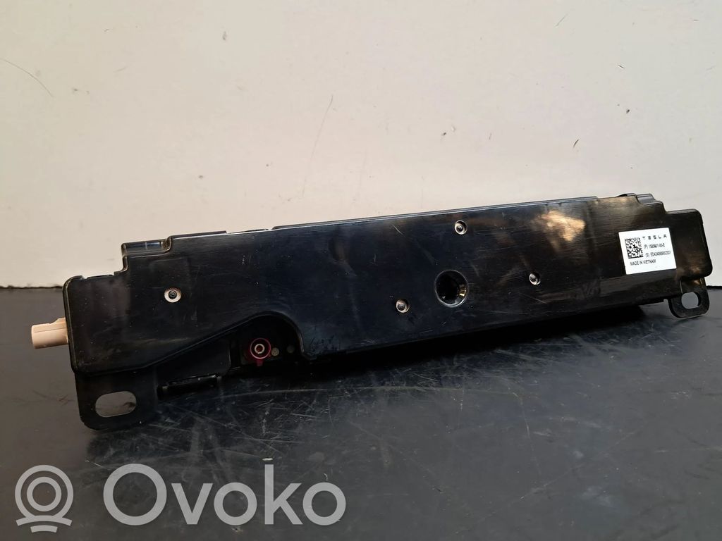Amplificator antenă aeriană   158560100E,158560100E