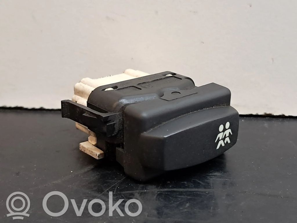 Multifunctional control switch/knob