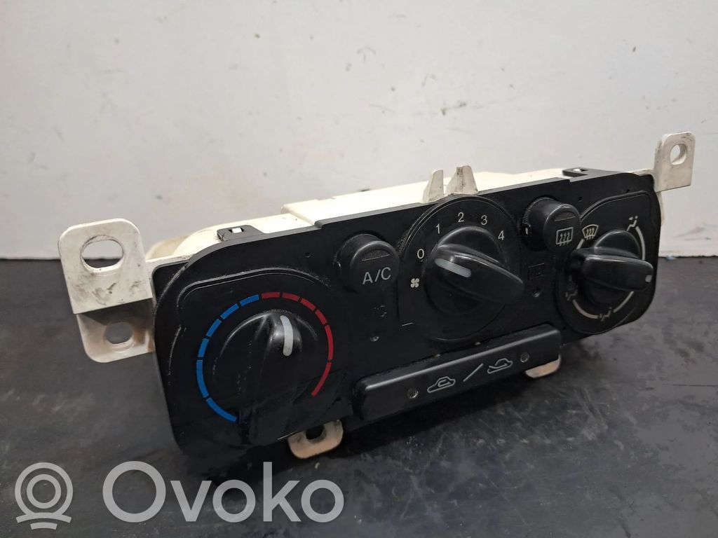 Mazda 323 Climate control unit 