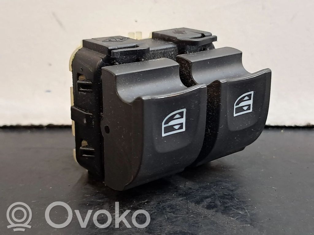 Interruptor del elevalunas eléctrico   254118044R,10023897,244118044R,254117873R,254118044R,4158202010,809611667R,A4158202010,IAL730300A