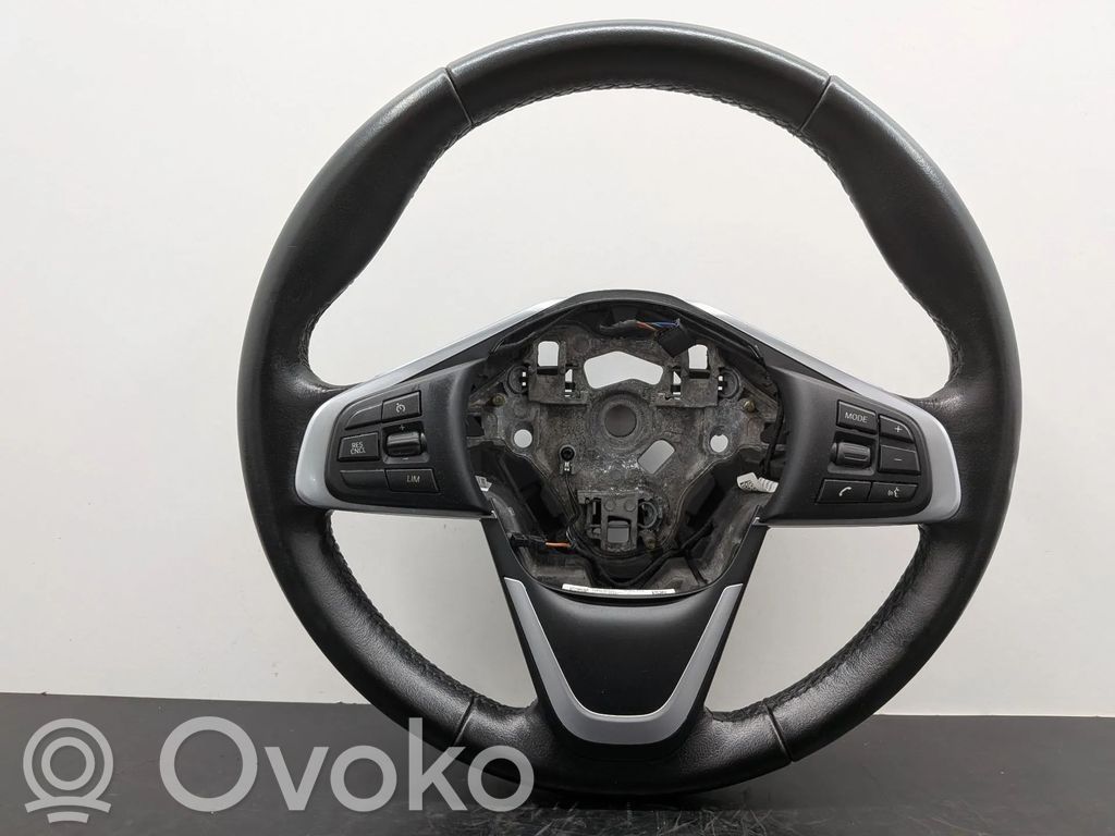 BMW 2 F46 Ohjauspyörä 