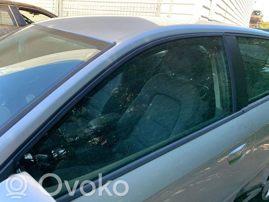 Audi A3 S3 8P Geam ușă față patru uși 