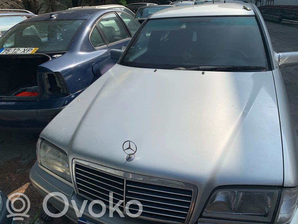 Mercedes-Benz C W202 Pokrywa przednia / Maska silnika 