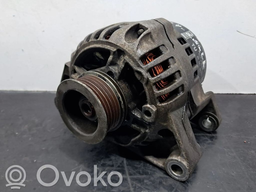 Opel Corsa B Generatorius 