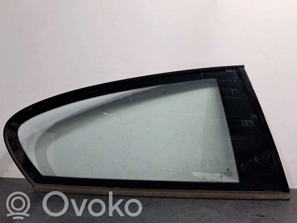 BMW 1 E81 E87 Rear side window 