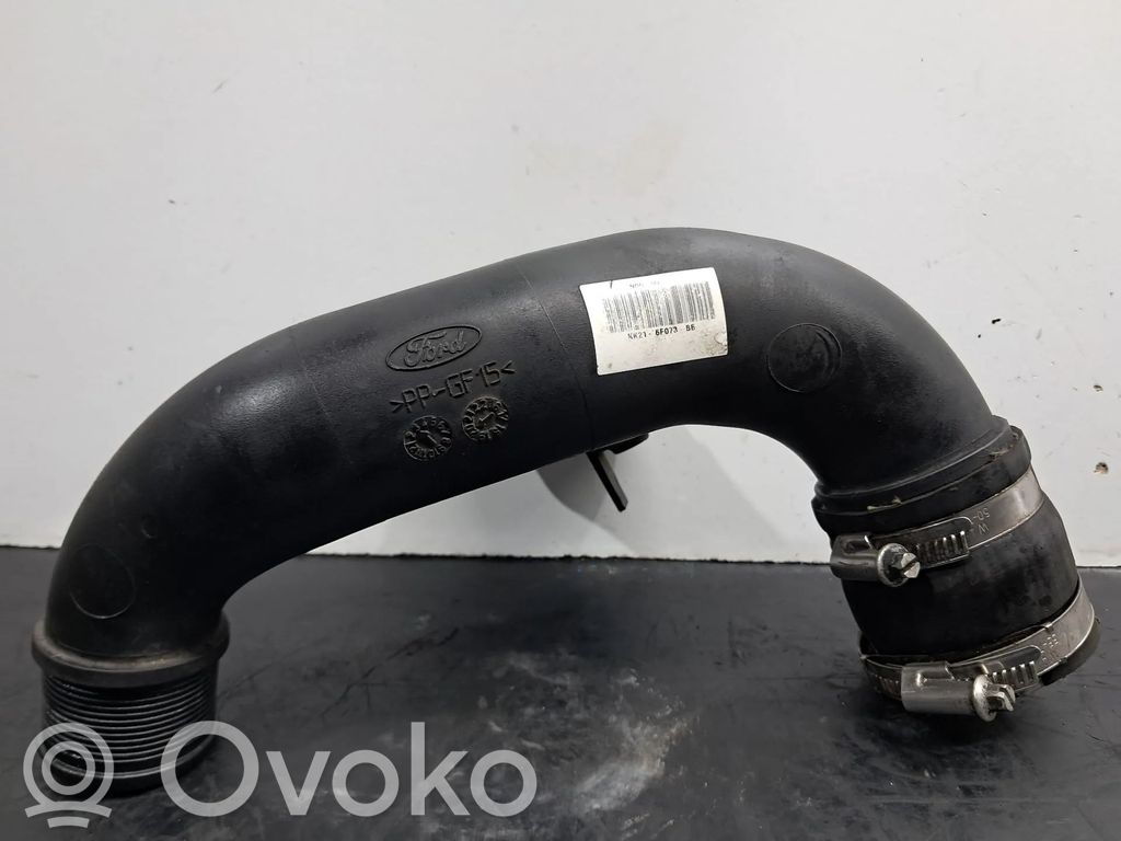 Turboahtimen ilmanoton letku   KK216F073BB,KK216F073BB
