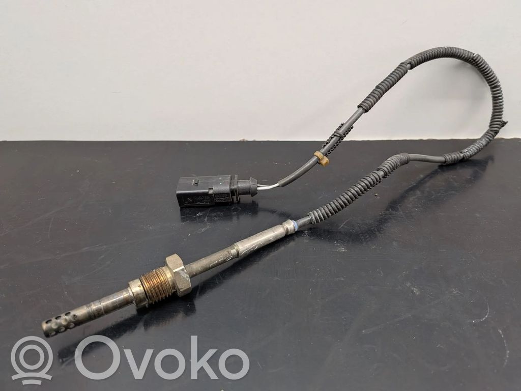 Czujnik temperatury spalin   059906088AK
