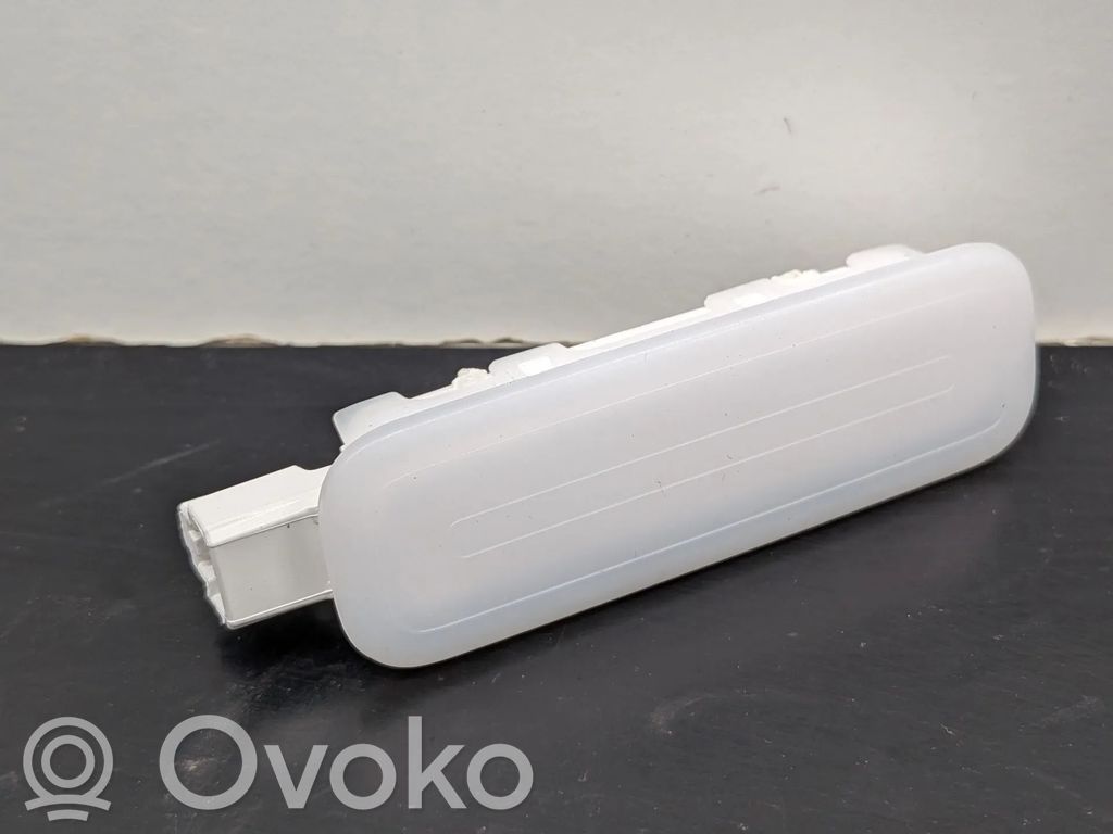 Muu sisävalo   8Y0947105