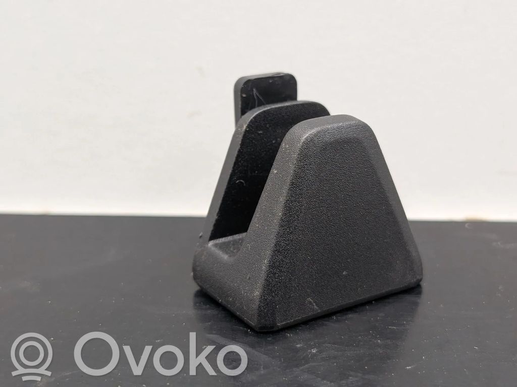 Audi RS Q3 Base (soporte) 