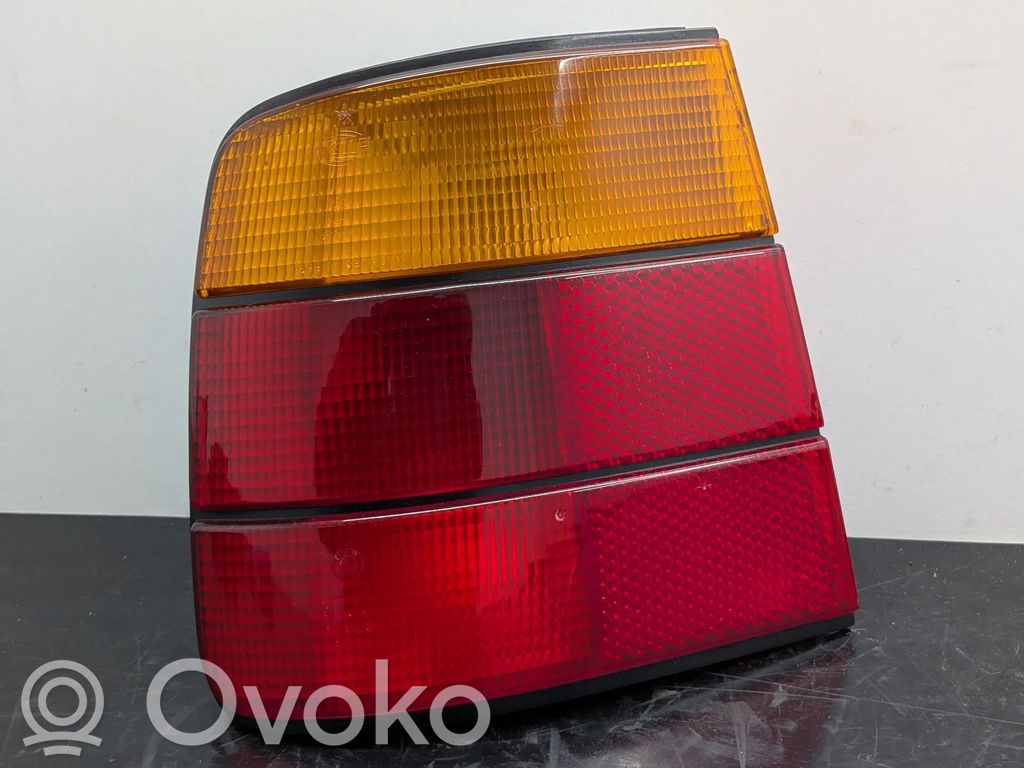 BMW 5 E34 Luci posteriori del portellone del bagagliaio 