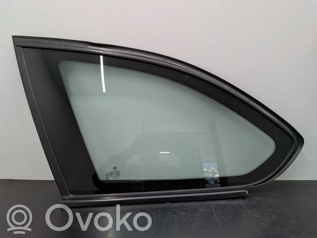 BMW 3 F30 F35 F31 Szyba karoseryjna tylna 