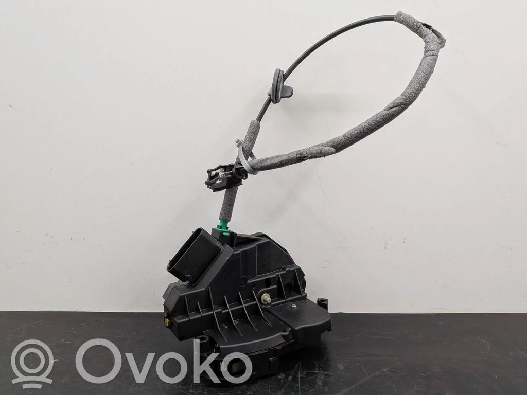 Ford Kuga II Front door lock 