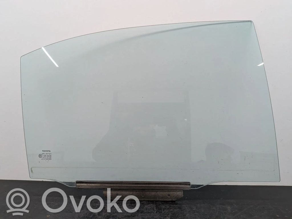 Toyota Avensis T250 Geam ușă spate 
