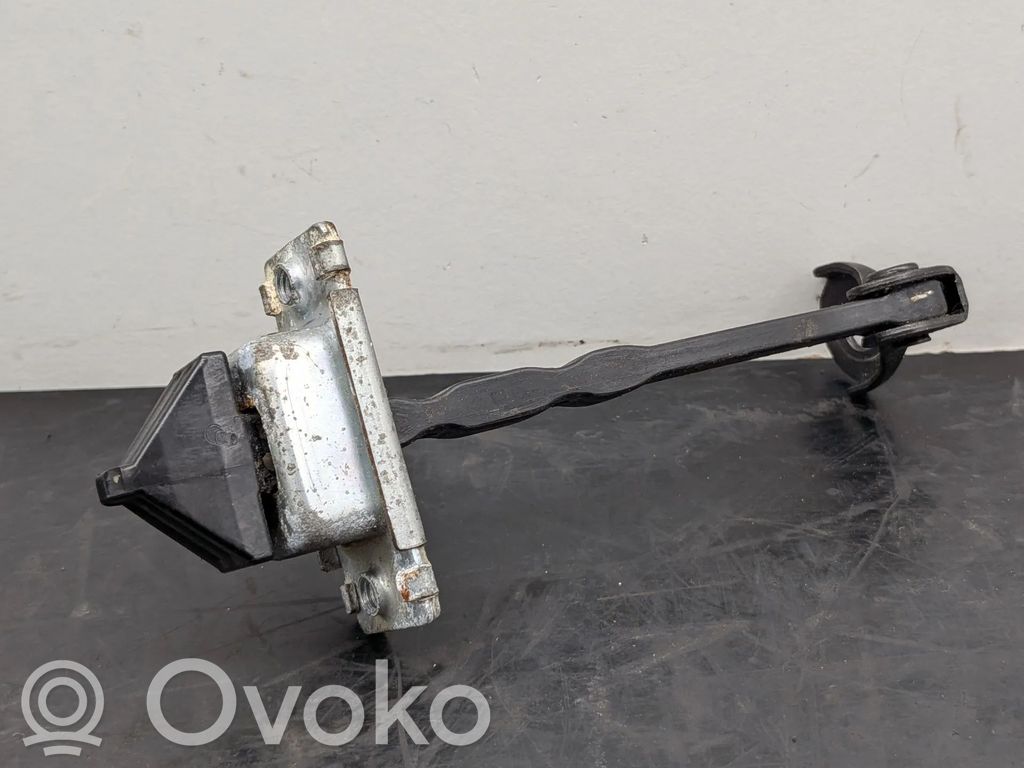 Mazda 5 Etuoven pidätin 