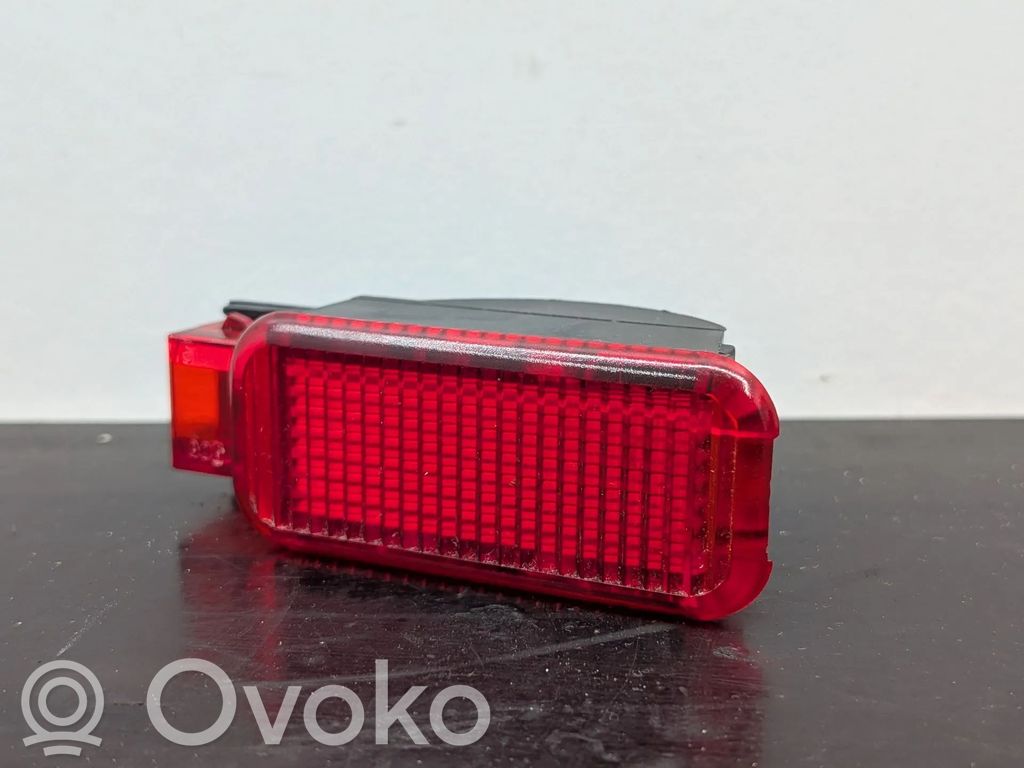 Muu sisävalo   6Y0947411