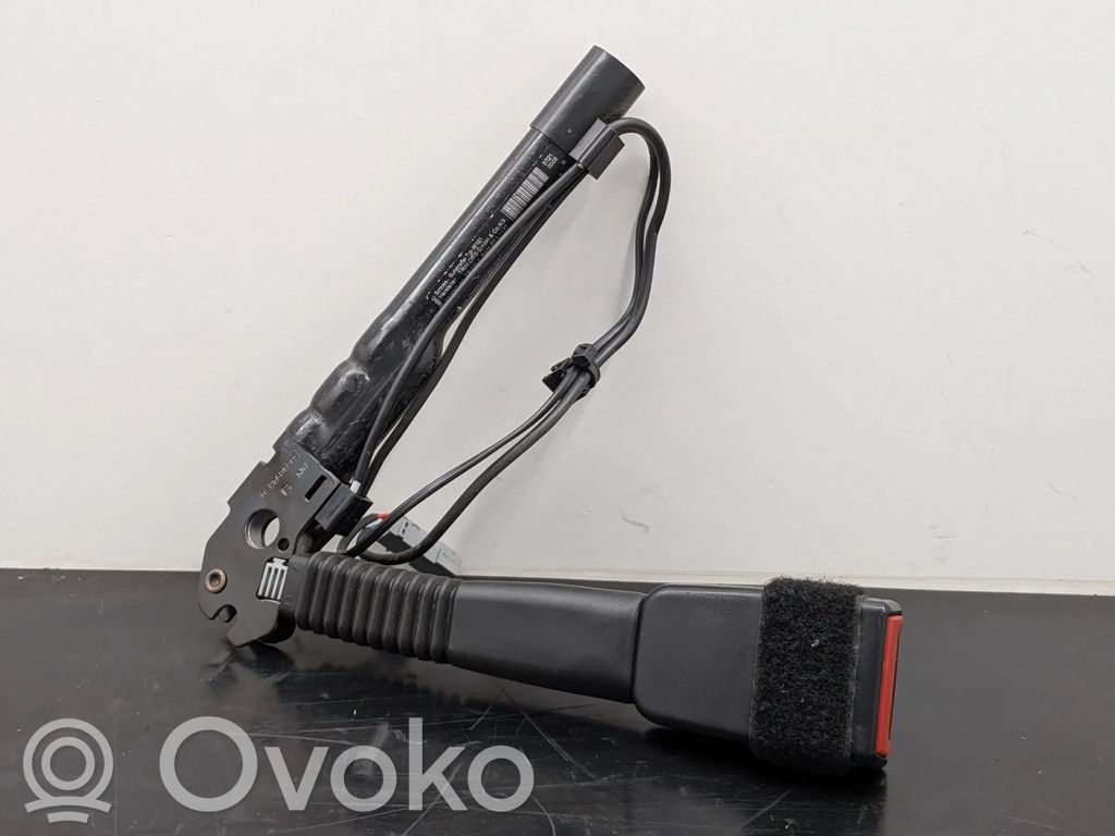 Priekšējā drošības josta   72117213564,33040941D,34050055C,72117213564,7213564