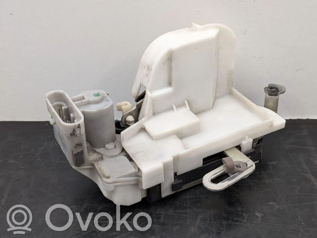 Fiat Punto (188) Încuietoare ușă față 