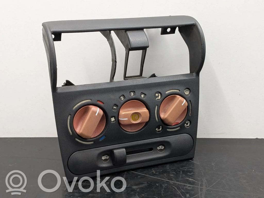 Opel Corsa B Oro kondicionieriaus/ klimato/ pečiuko valdymo blokas (salone) 