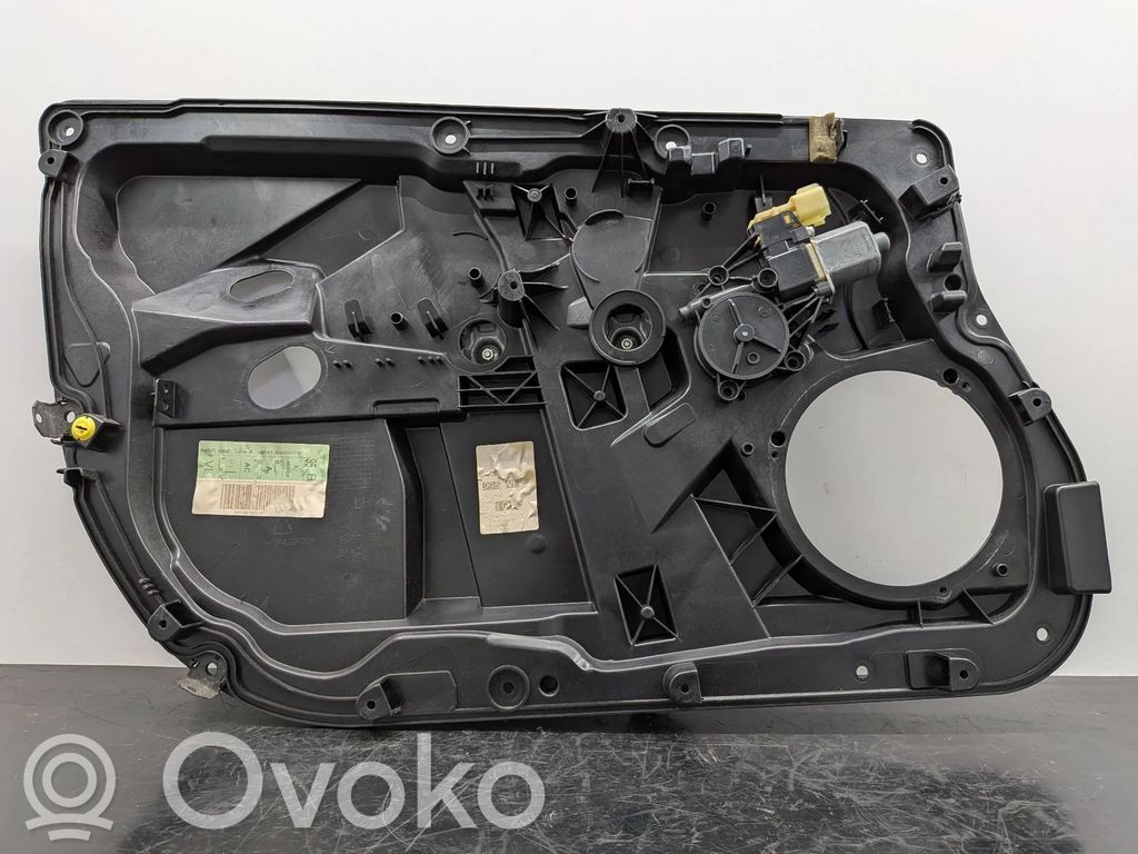 Mechanizm podnoszenia szyby przedniej bez silnika   1602222,1513288,1515307,1515308,1515886,1516121,1518804,1518805,1518815,1518833,1523544,1523546,1523551,1543193,1543194,1543198,1543204,1543206,1547256,1547260,1547264,1547273,1568451,1573811,1573819,1573824,1579866,1583691,1602217,1602222,1633102,1674681,1792742,1836010,1837995,1852321,8A6114A389BC,8A61A045H17AF,8A61A23201CH,8A61A23201CJ,8A61A23209AE,8A61A27001BJ,8A61B23209AB,C1BBA045H17AB