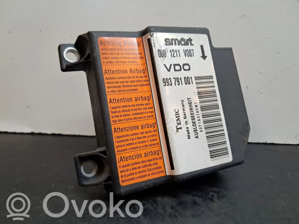 Airbag control unit/module   0001211V007