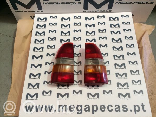 Tailgate rear/tail lights   91AG13A603