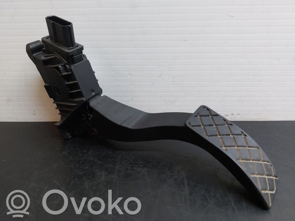 Accelerator throttle pedal   5Q1723503F,6PV01062101