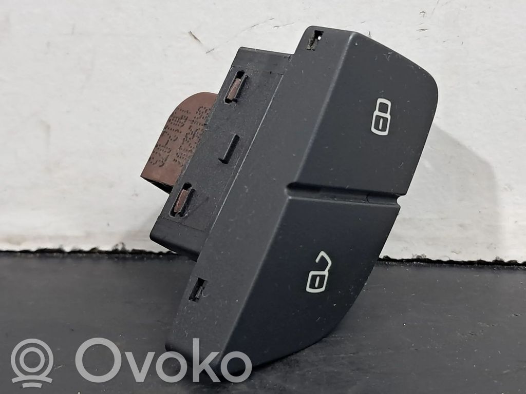 Central locking switch button   8X1962107