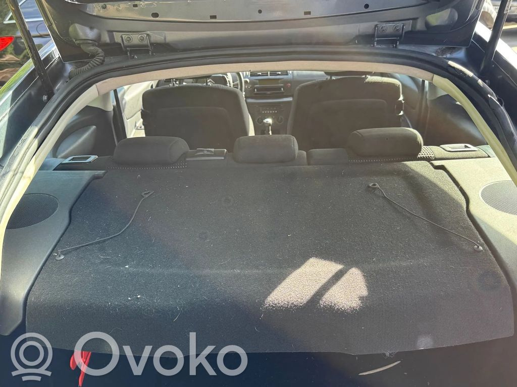 Citroen C4 I Hattuhylly 