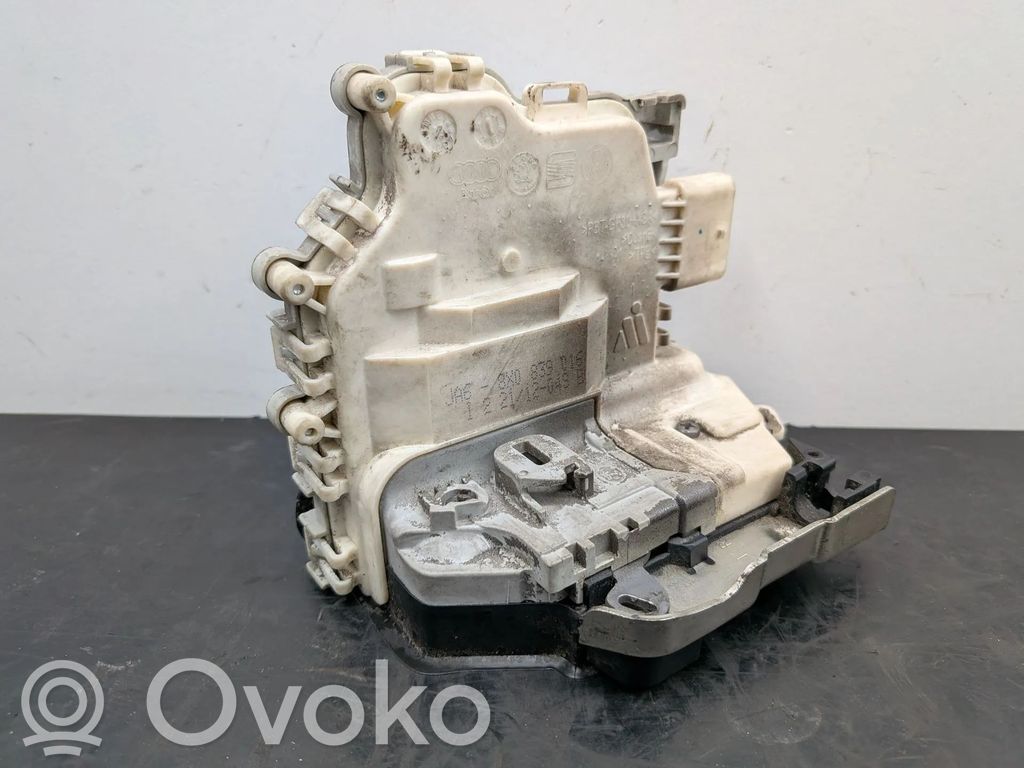 Rear door lock   8X0839016,8KD839016E,8X0839016,8X0839016C