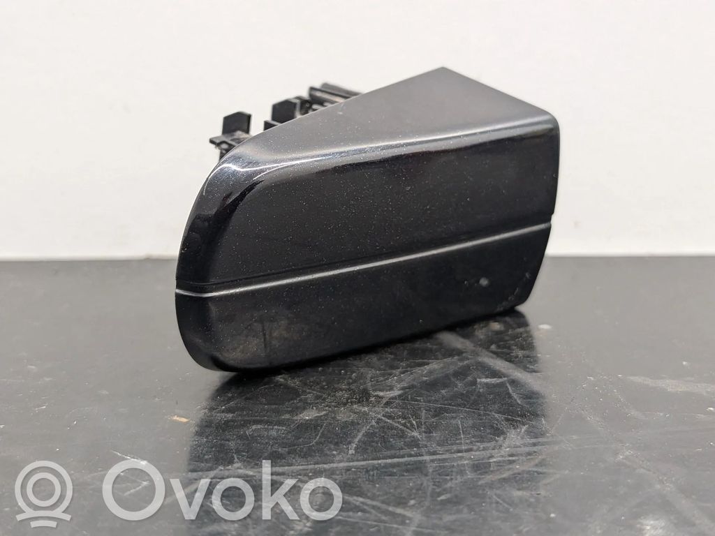 Ford Kuga II Osłona klamki drzwi przednich 
