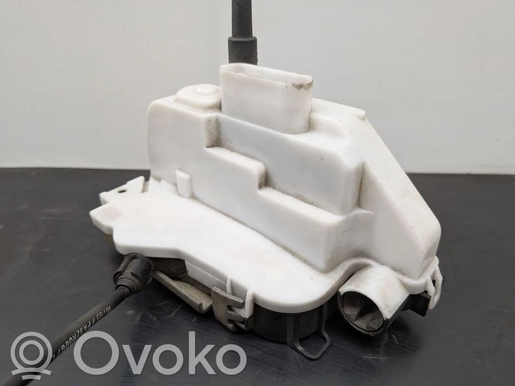 Front door lock   9135N0,46982980