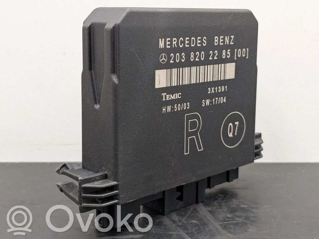 Unité de commande module de porte   A2038202285,2038202285