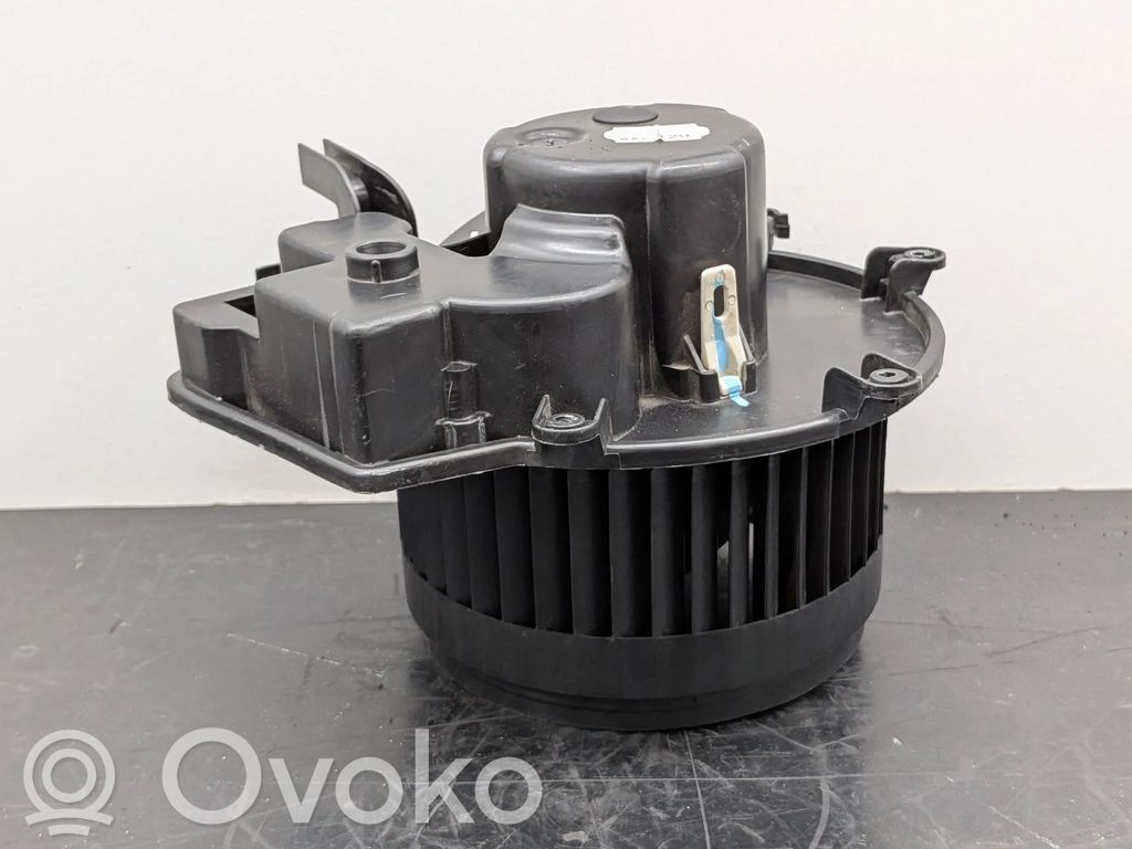 Heizungslüfter   A2038202514
