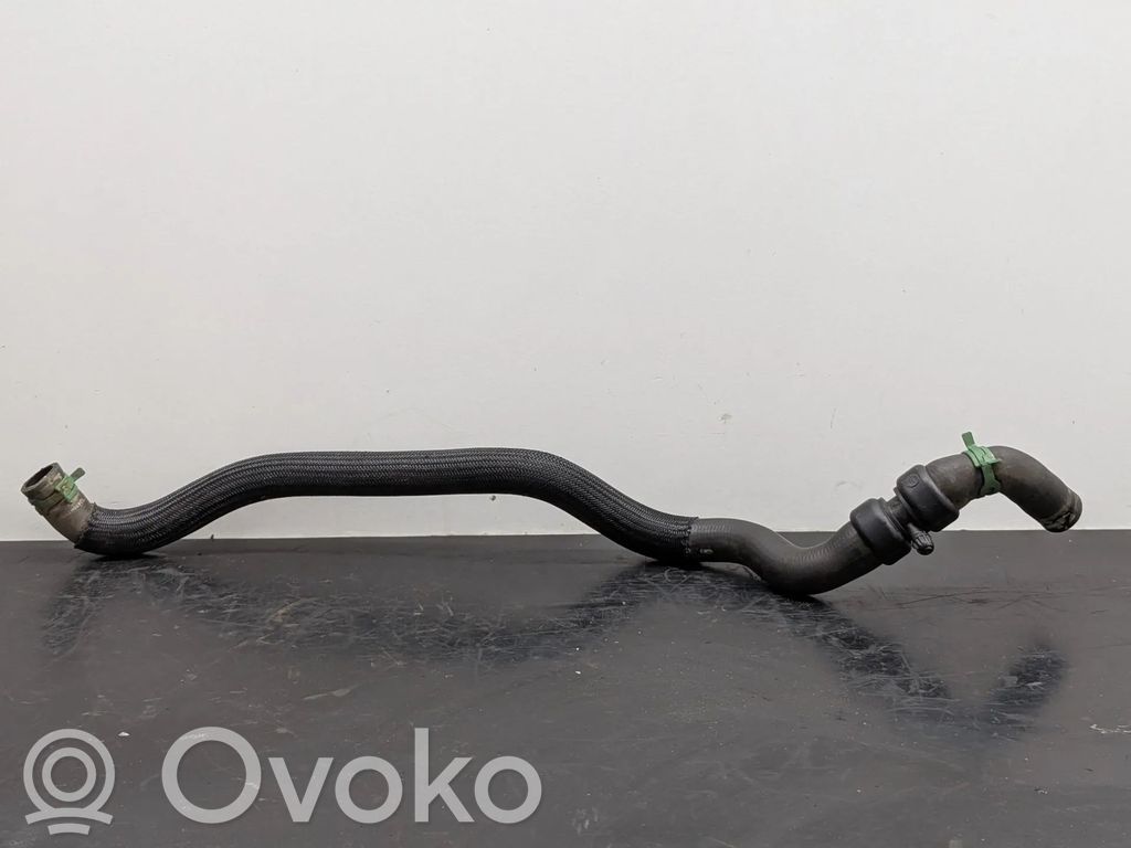 Jäähdytysnesteletku   924106155R